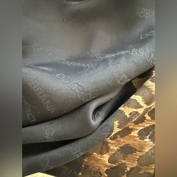 Dolce & Gabbana  Logo Silk Scarf - Picture 4 of 11